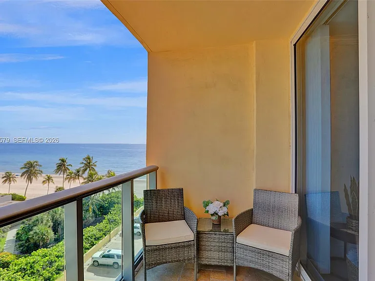 2501 S Ocean Dr #704 — Photo 13