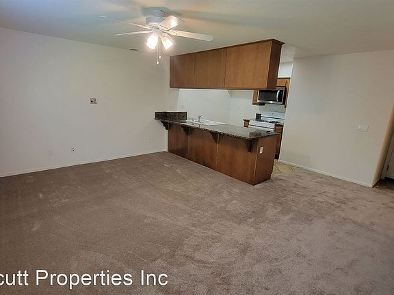 2nd image of 4245 Lowell St Unit 112