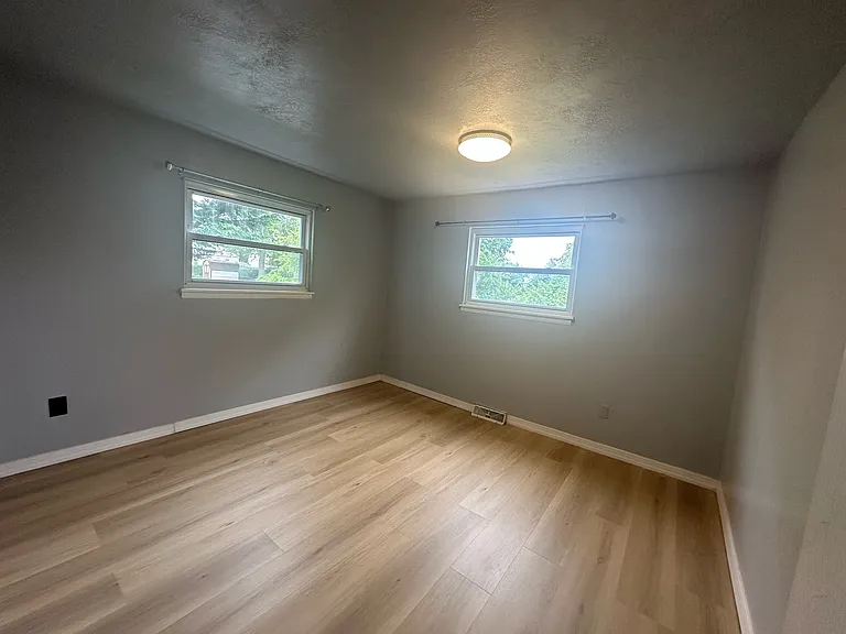 2805 Rubicam Ave — Photo 7