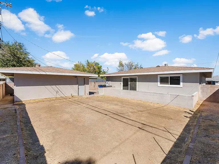 1326 W Avenue H10 — Photo 21