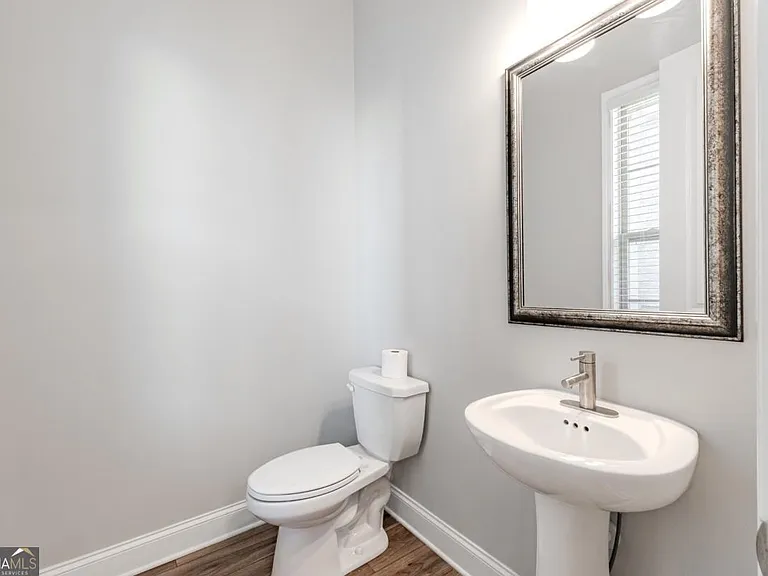 5051 Pinckney Ln — Photo 20
