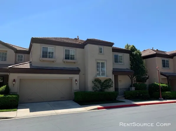 24738 Avignon Dr, Santa Clarita, CA 91355