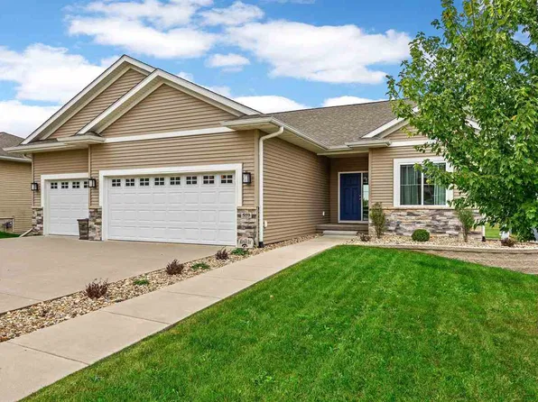 559 Fawn Ave, Tiffin, IA 52340
