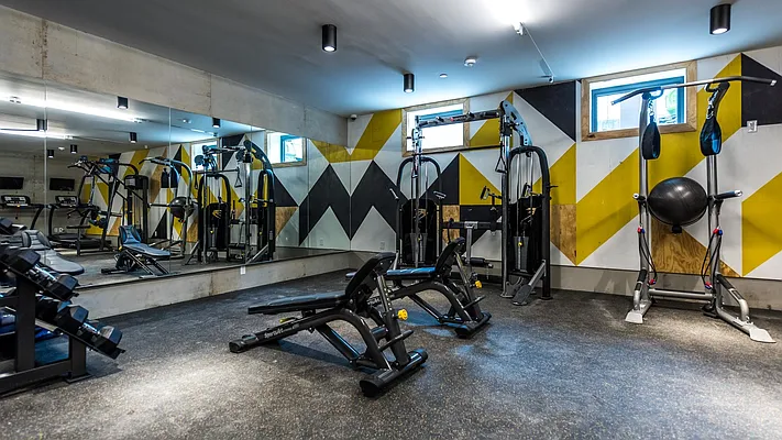 Rented by Nooklyn NYC LLC | media 28