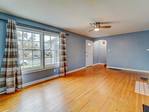5th image of 817 S Hague Ave