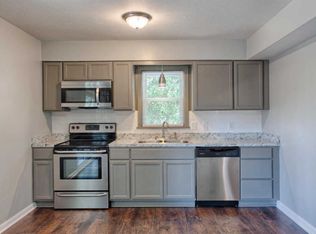 4101 Parrot Ct, Louisville, KY 40229