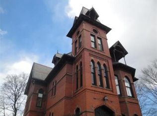 8 Claremont St #1A, Worcester, MA 01610