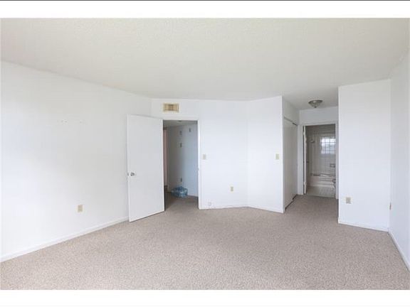 5th image of 12378 NW 11th Ln