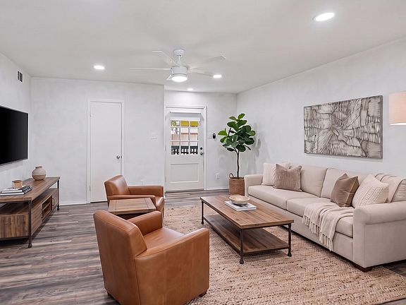 2nd image of 8211 Kingsbrook Rd APT 205