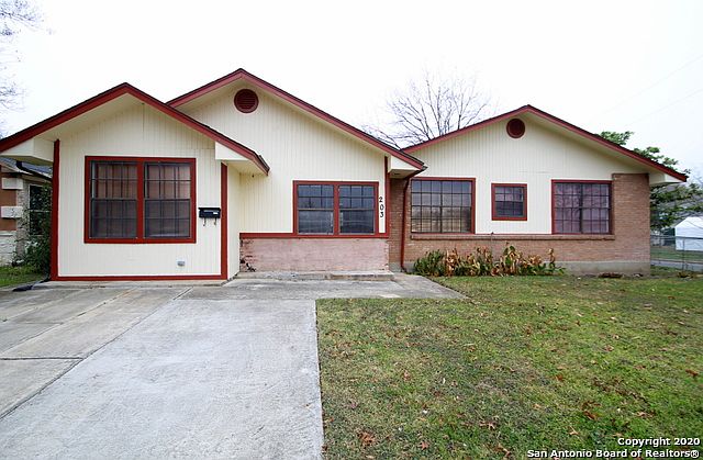 1st image of 203 Craigmont Ln