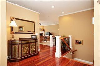 2nd image of 1984 Autumn Crest Ln