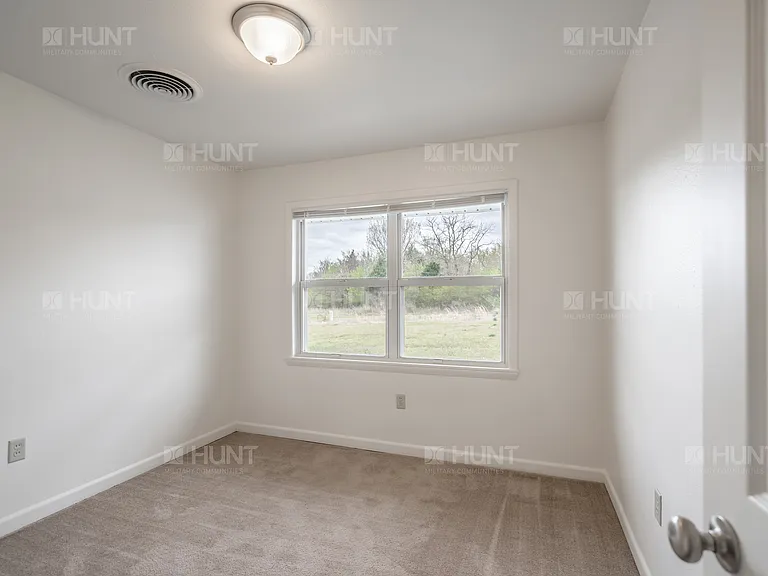 126 Idaho Cir — Photo 13
