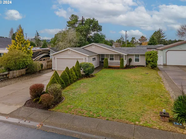 109 Jensen Way, Lakeside, OR 97449