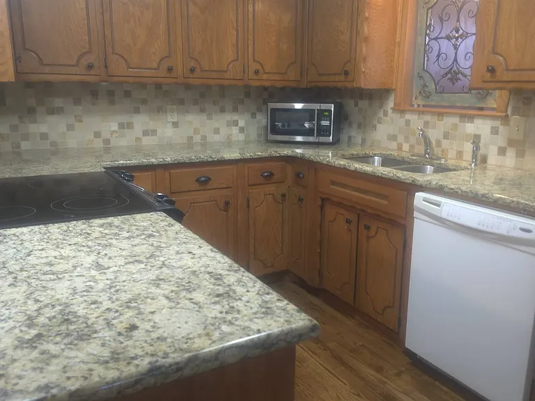 4701 N Peniel Ave — Photo 4