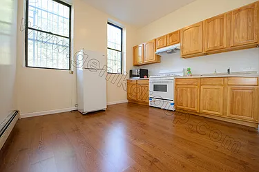 Rented by Genik Group Corp