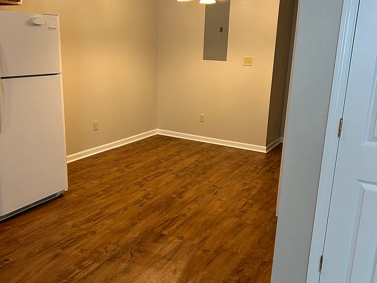 308 E General Stewart Way #B — Photo 35