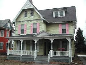 1st image of 1524 West St #4