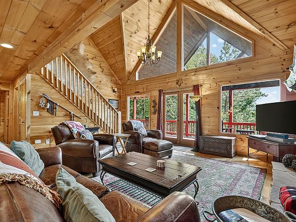 3rd image of 603 Red Berry Ridge Rd