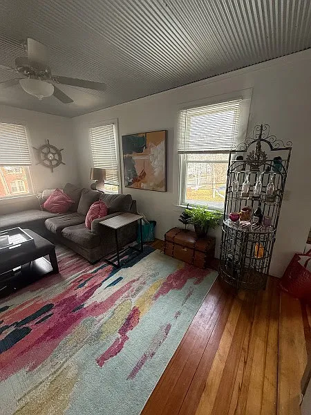 1 bed, 850 sqft, $1,600 — Photo 2