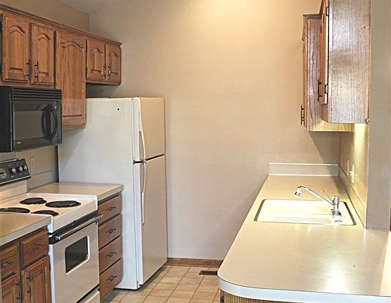 5th image of 610 Kayleen Dr