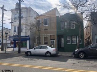 102 N Iowa Ave, Atlantic City, NJ 08401