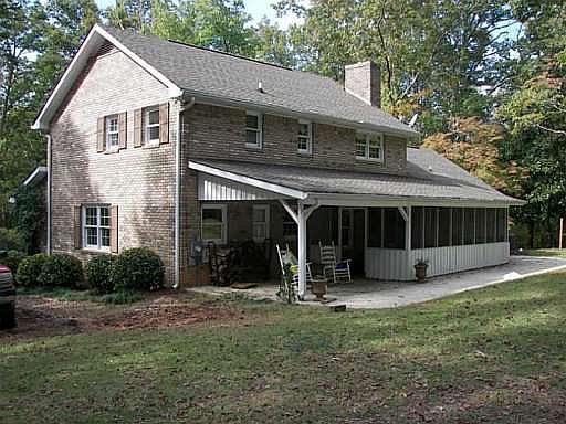 3rd image of 838 Ivey Dr