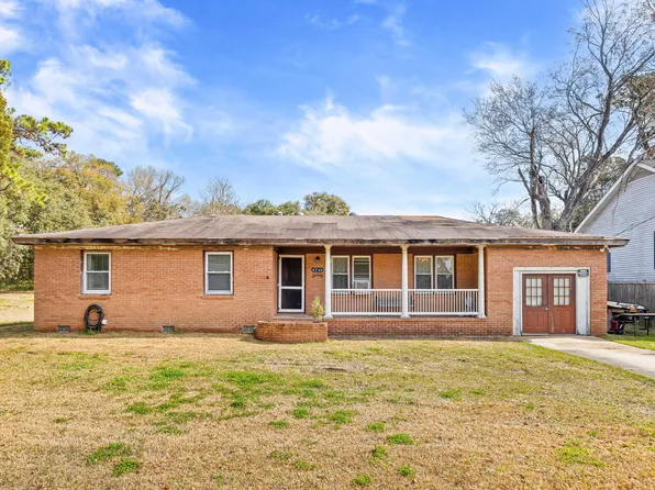 4744 Holbird Dr, North Charleston, SC 29405