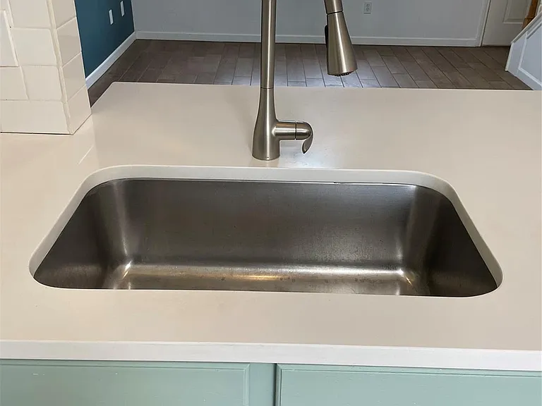 11901 Swearingen Dr #115 — Photo 10