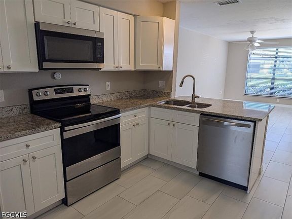 5th image of 1509 SW 48th Ter #104