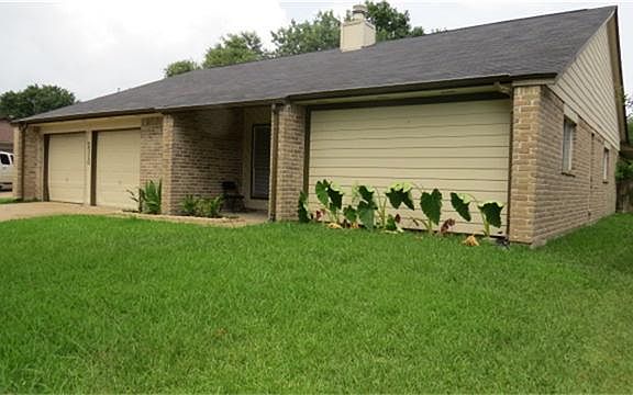 2nd image of 2310 Heathergold Dr