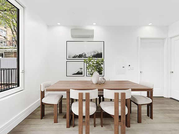 3rd image of 143 Winthrop St APT 1B