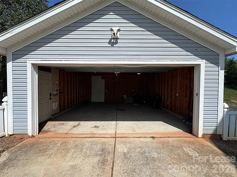 732 Inwood Hill Dr — Photo 24