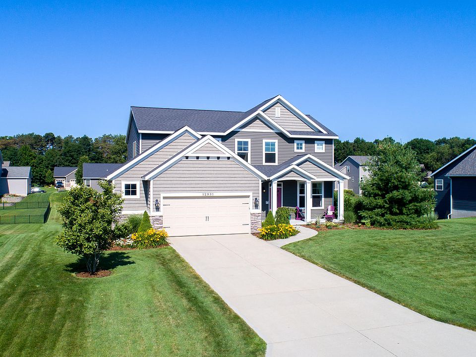1st image of 12931 Sweetbriar Dr