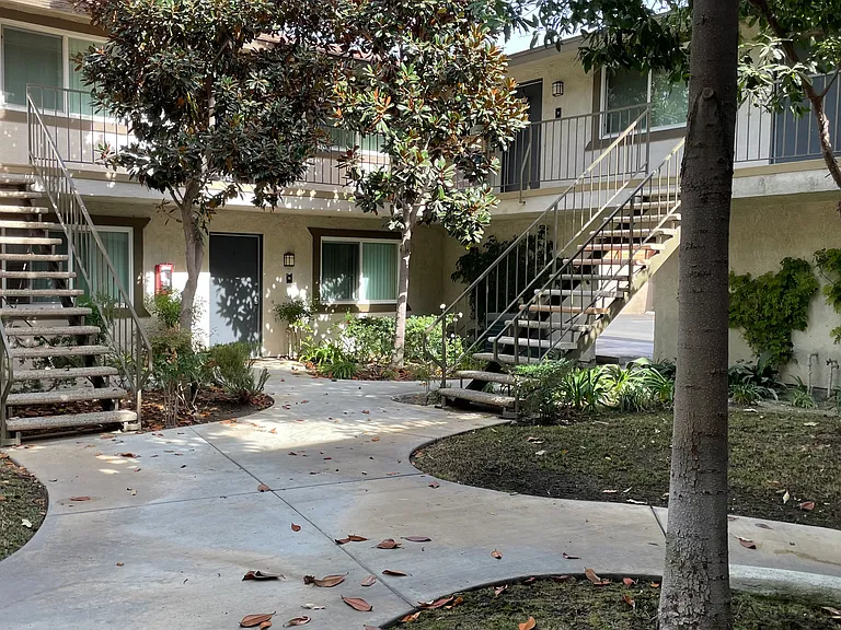 Vista Ridge Apartments — Photo 7