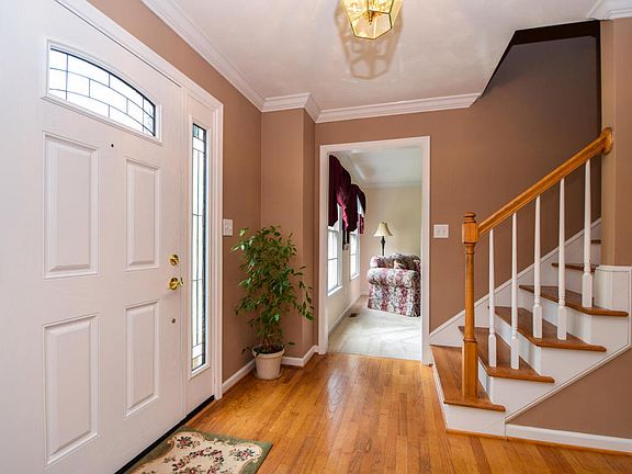 2nd image of 4232 Kings Court Dr