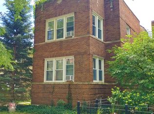 1353 W Arthur Ave #2, Chicago, IL 60626