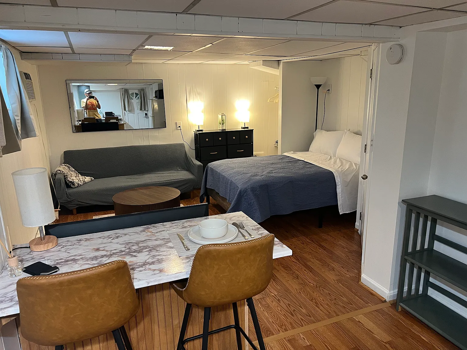 1 bed, 420 sqft, $1,375 — Photo 2