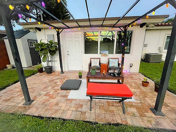 4th image of 1225 NW 7th Ave