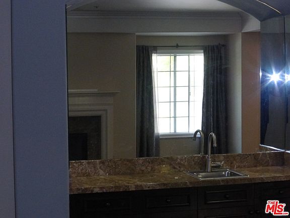 5th image of 120 S Palm Dr APT 103