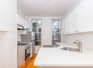 156 Dupont St #7O, Brooklyn, NY 11222
