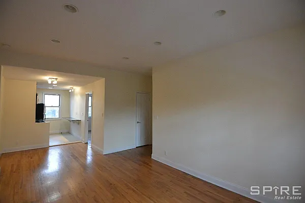 Rented by Spire Group | media 11