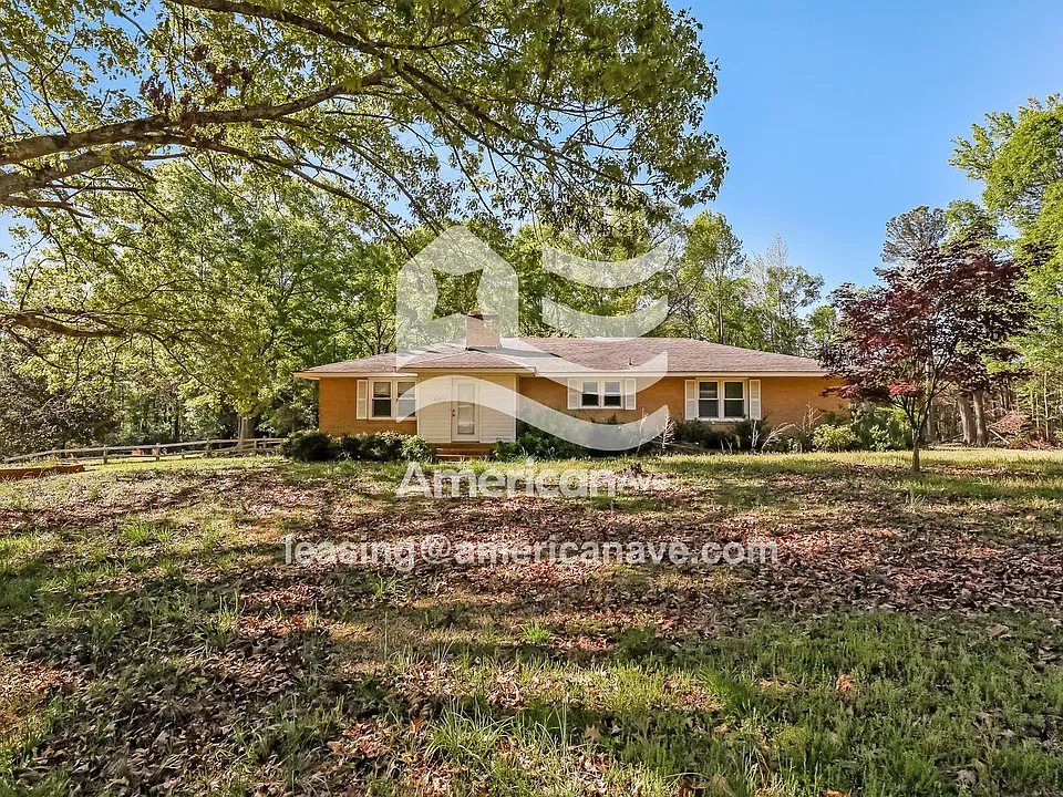 210 Voyles Rd