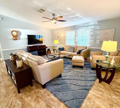 4th image of 694 Seawane Cir