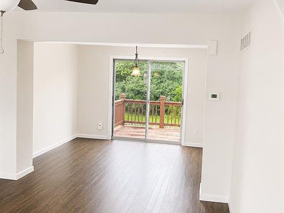 3rd image of 551 Donna Marie Dr #2022A