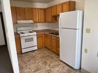 602 2nd St SW #11, Waukon, IA 52172