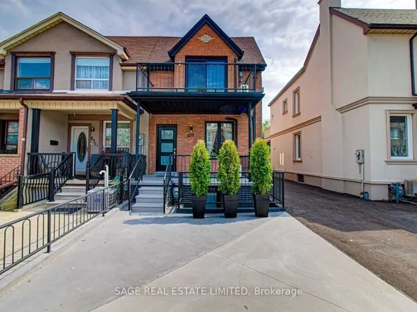 671 Dufferin St, Toronto, ON M6K 2B2