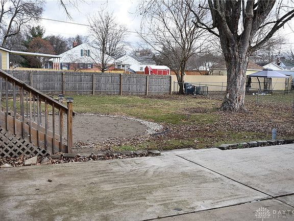 4th image of 1210 Camp St