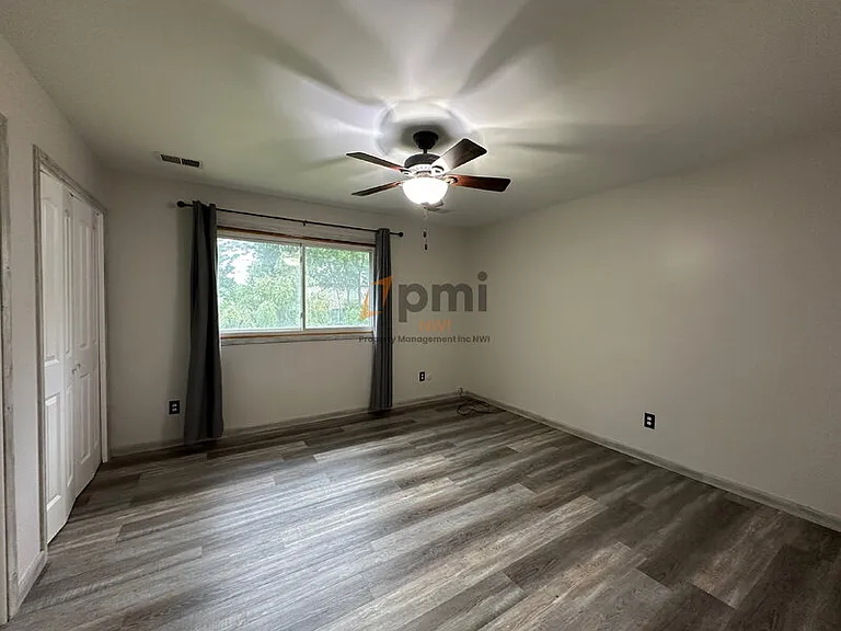 711 Wellington Dr — Photo 12