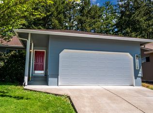 2108 Wilson Ct, Cottage Grove, OR 97424