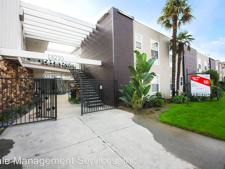 1st image of 13210 Victory Blvd APT 03